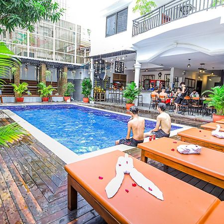 Bliss & Beats Hostel Phnom Penh Zewnętrze zdjęcie
