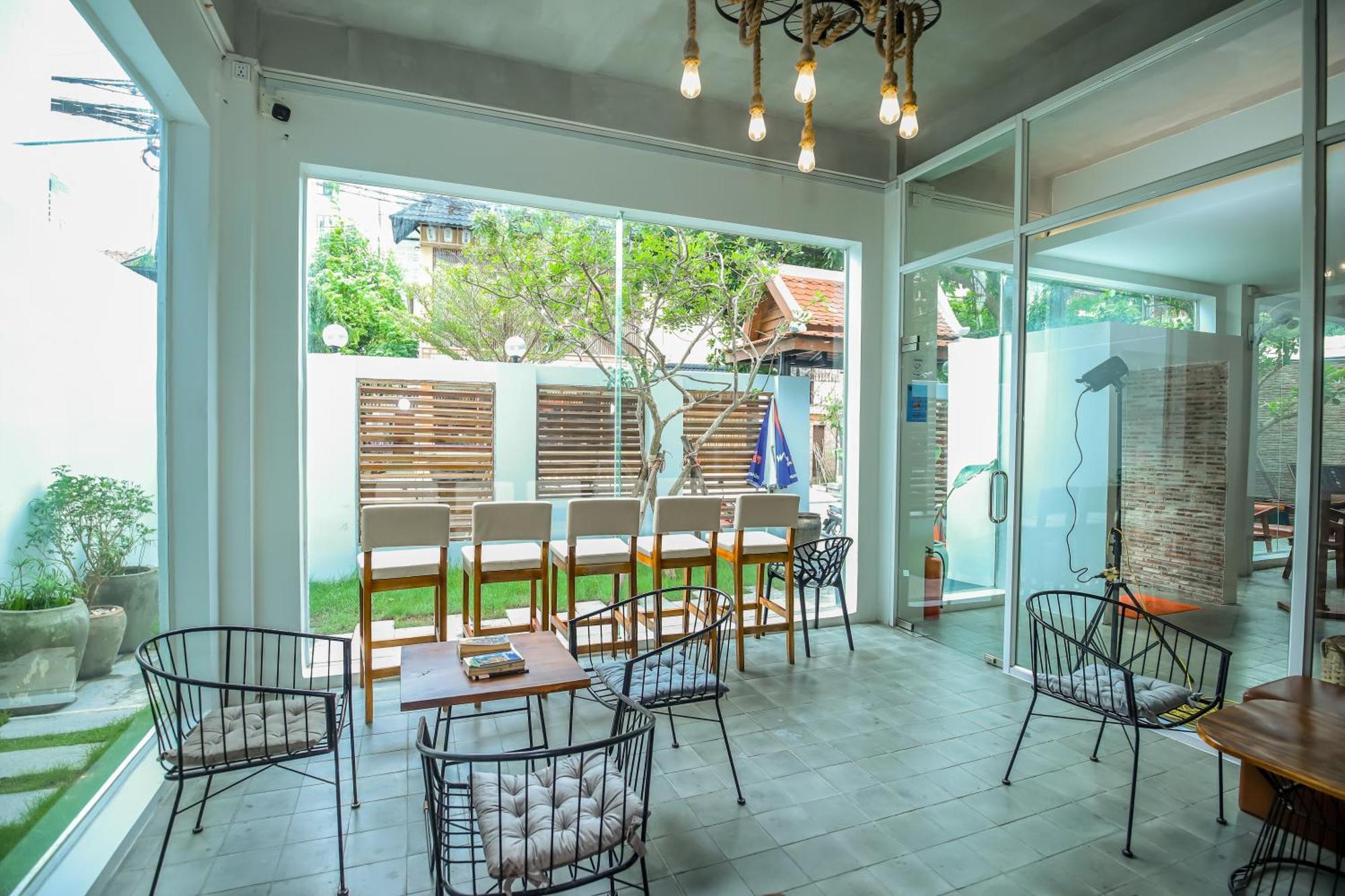 Bliss & Beats Hostel Phnom Penh Zewnętrze zdjęcie