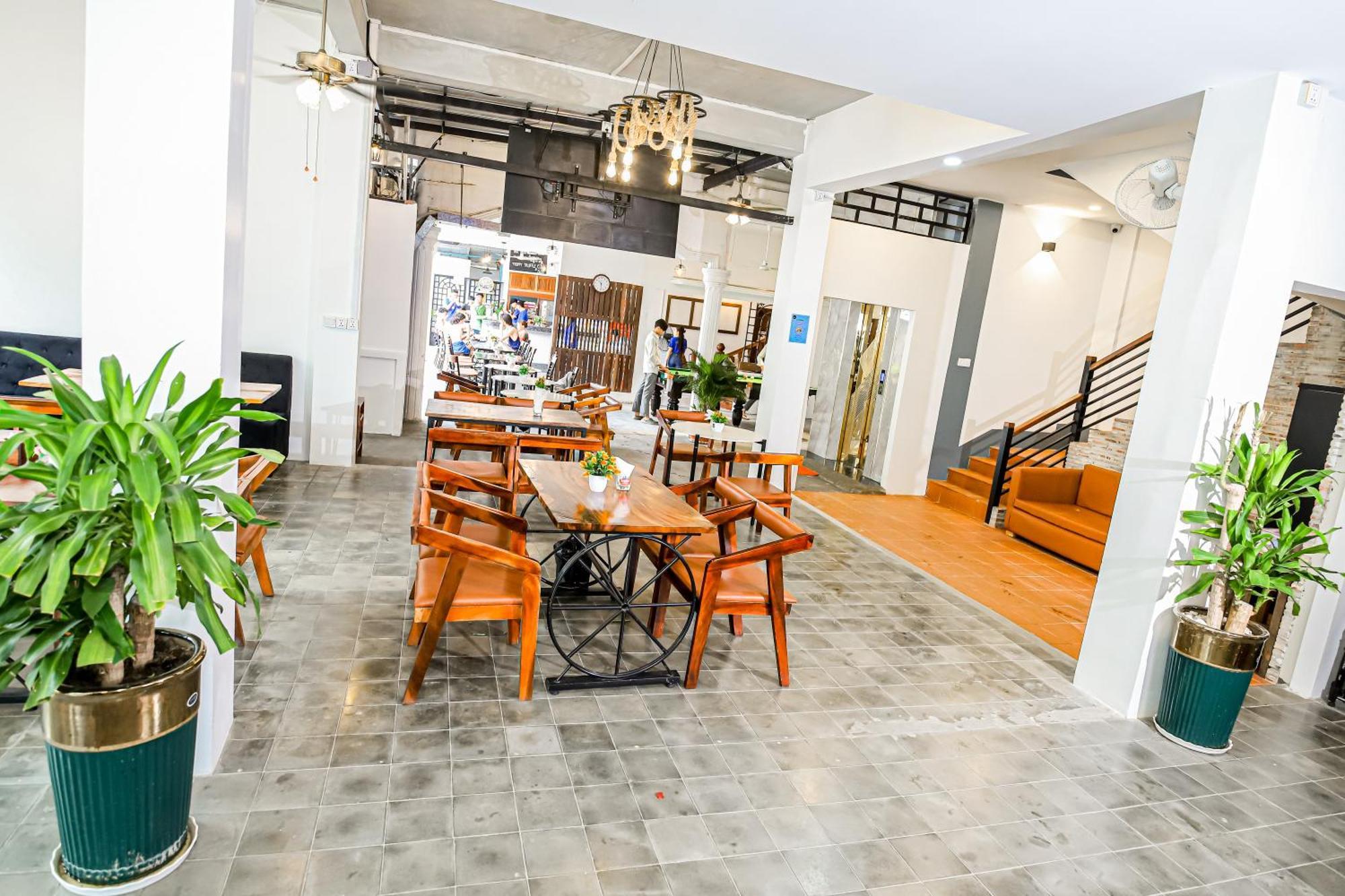 Bliss & Beats Hostel Phnom Penh Zewnętrze zdjęcie